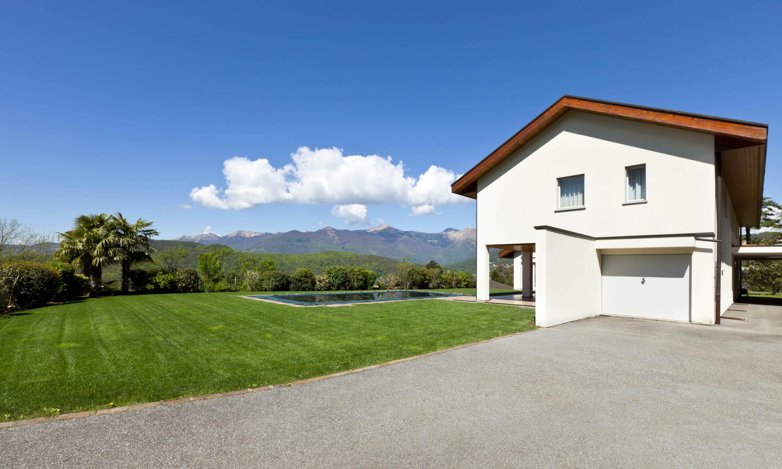Maison avec piscine bâchée pour l'hiver Maison avec piscine bâchée pour l'hiver